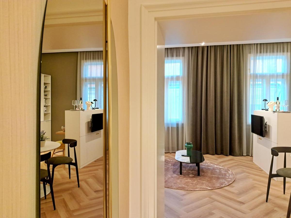 Hotel Domus Collis Győr Esterno foto