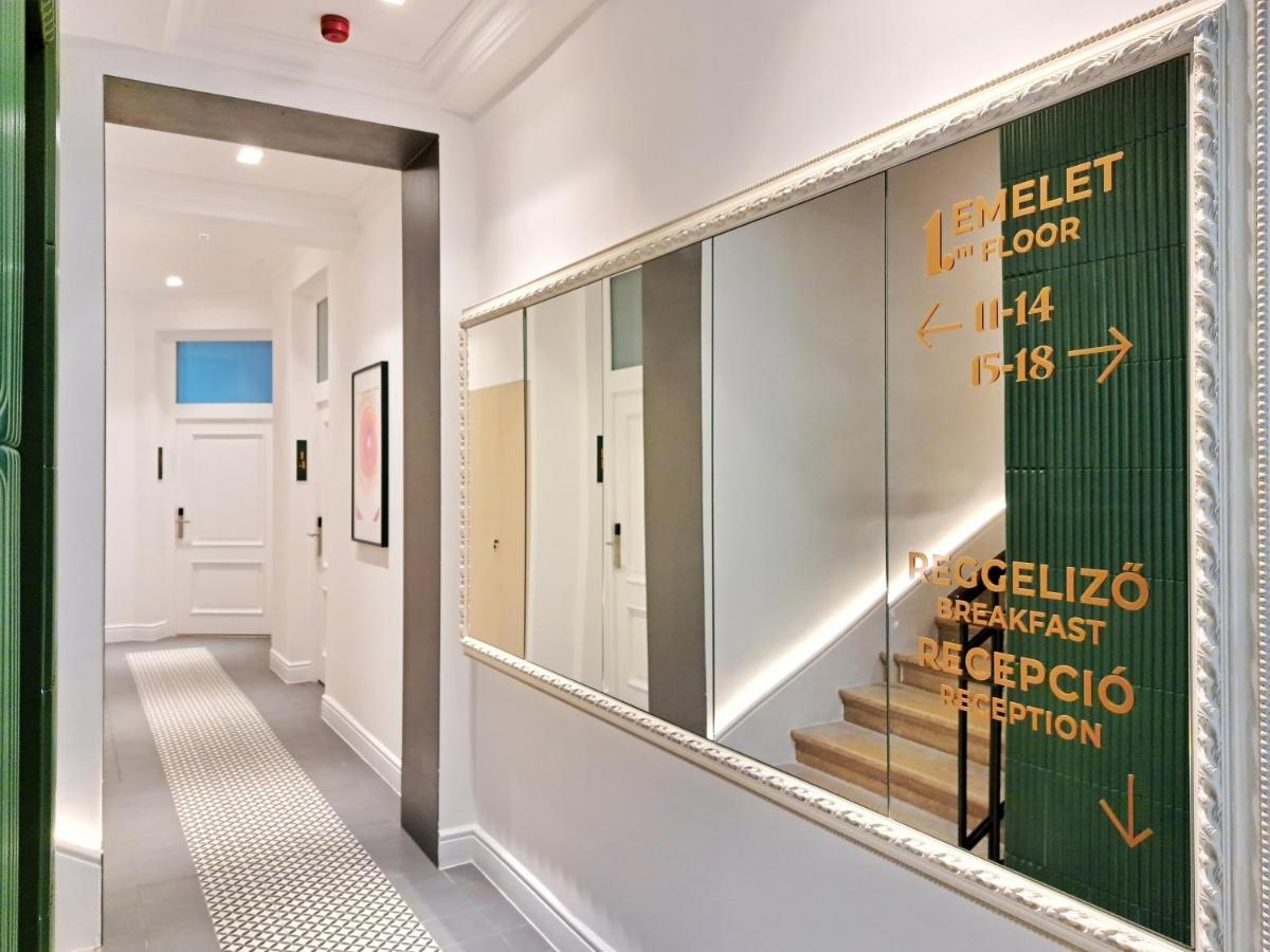 Hotel Domus Collis Győr Esterno foto