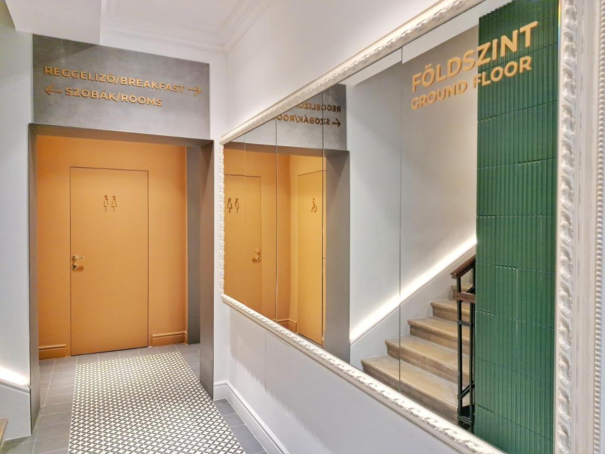 Hotel Domus Collis Győr Esterno foto